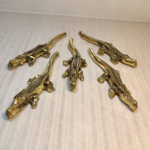 تمساح برنجی 11س