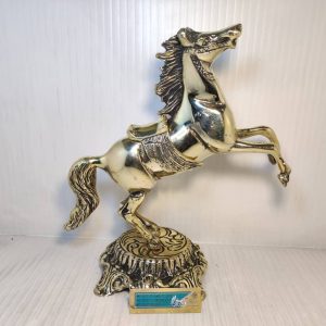 مجسمه اسب برنجی پایه دار 34س